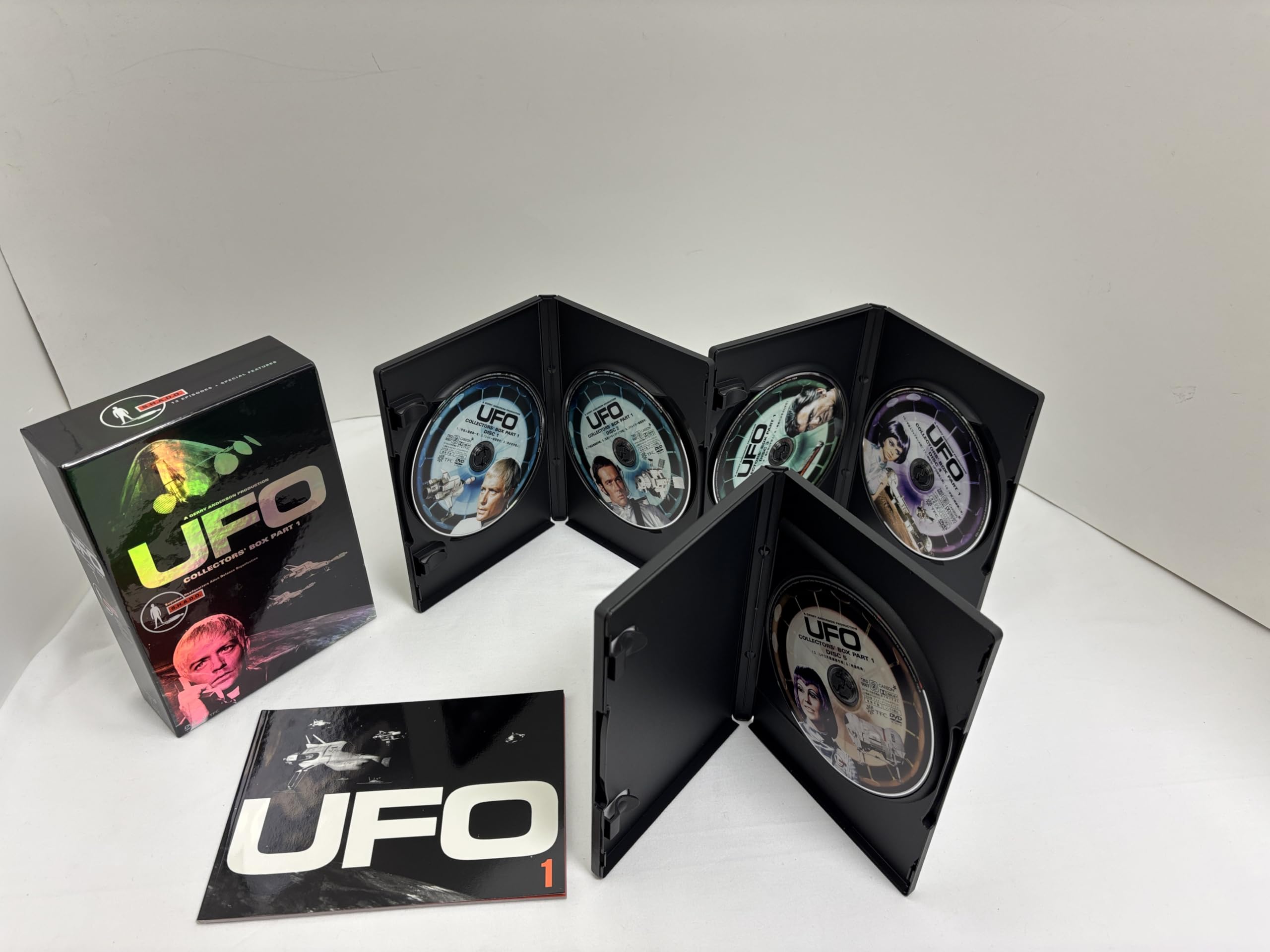 DVDアンダーソン 謎の円盤UFO　全26話 Amazon.co.jp: 再来 ! 謎の円盤UFO 初回限定版 : エド・ビショップ